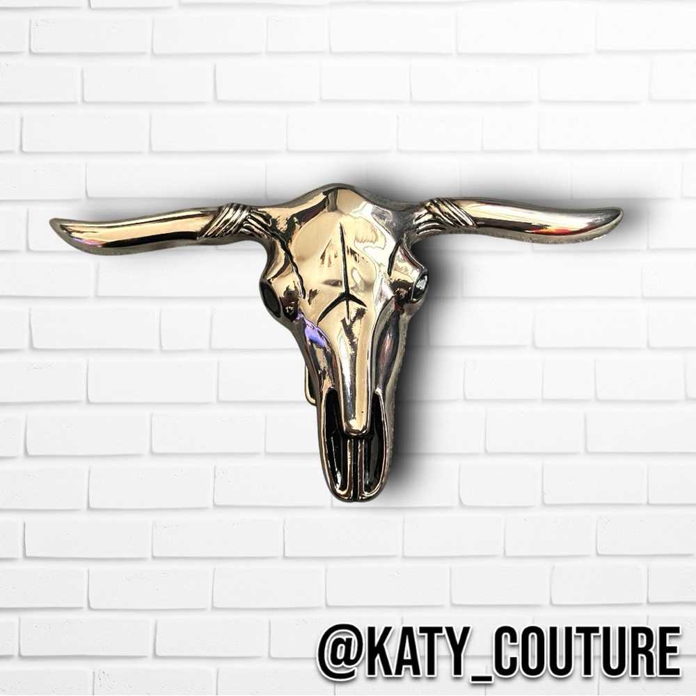 MENS LONGHORN STEER SILVER BELT BUCKLE.